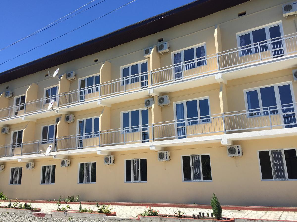 Dionisy Guest House Pizunda Luaran gambar