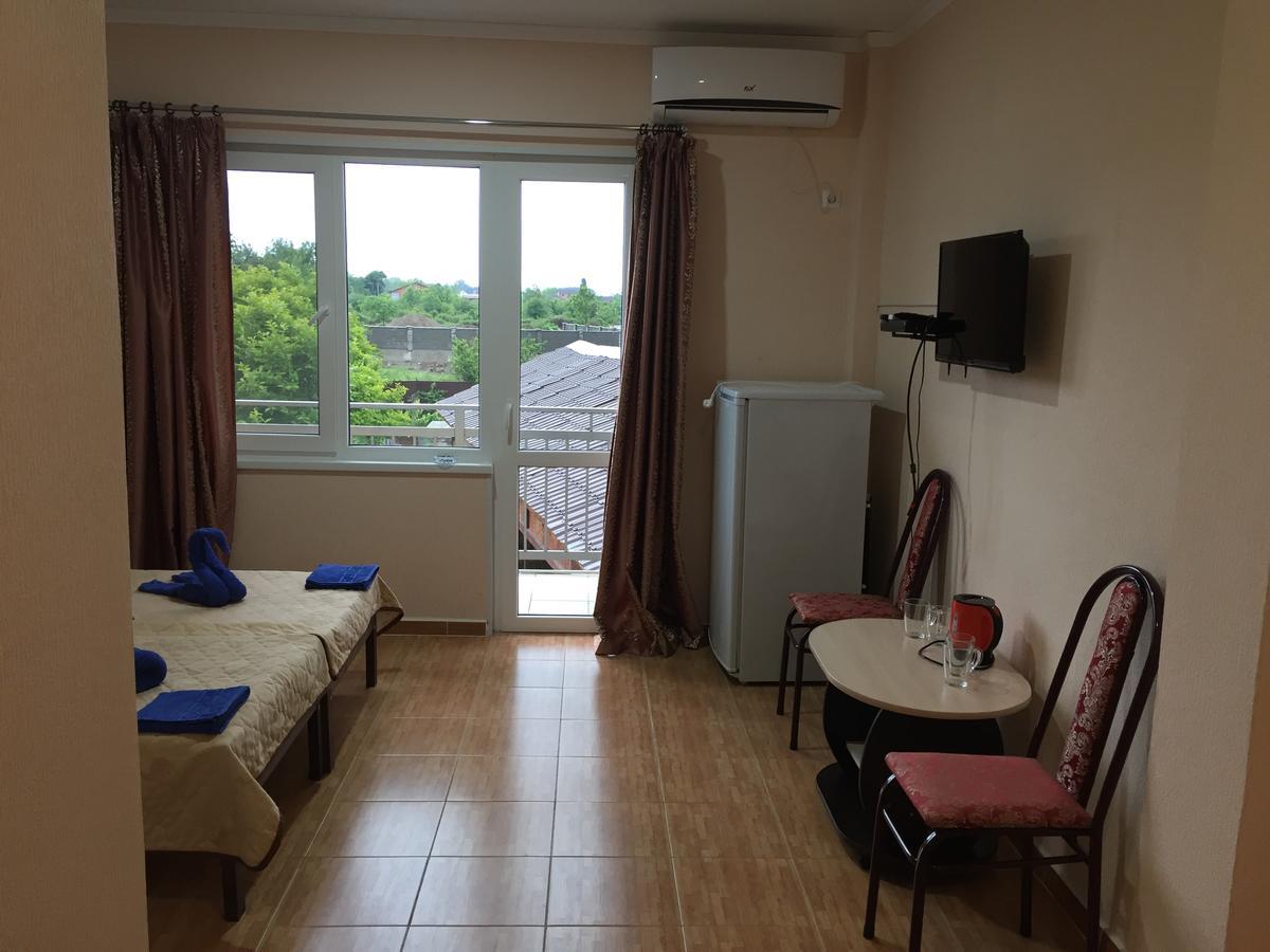 Dionisy Guest House Pizunda Bilik gambar
